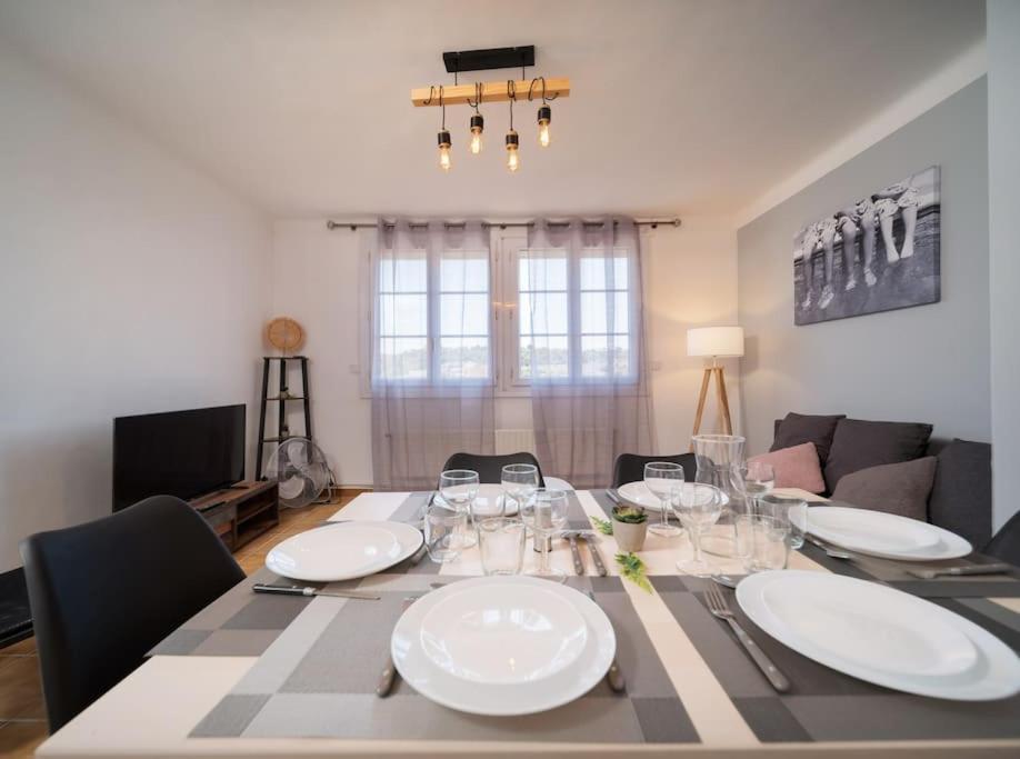Appartement Tout Equipe Traversant 6 A 8 Couchages 마르세유 외부 사진