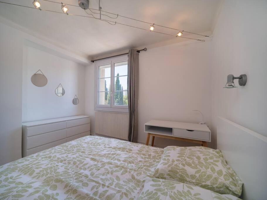 Appartement Tout Equipe Traversant 6 A 8 Couchages 마르세유 외부 사진