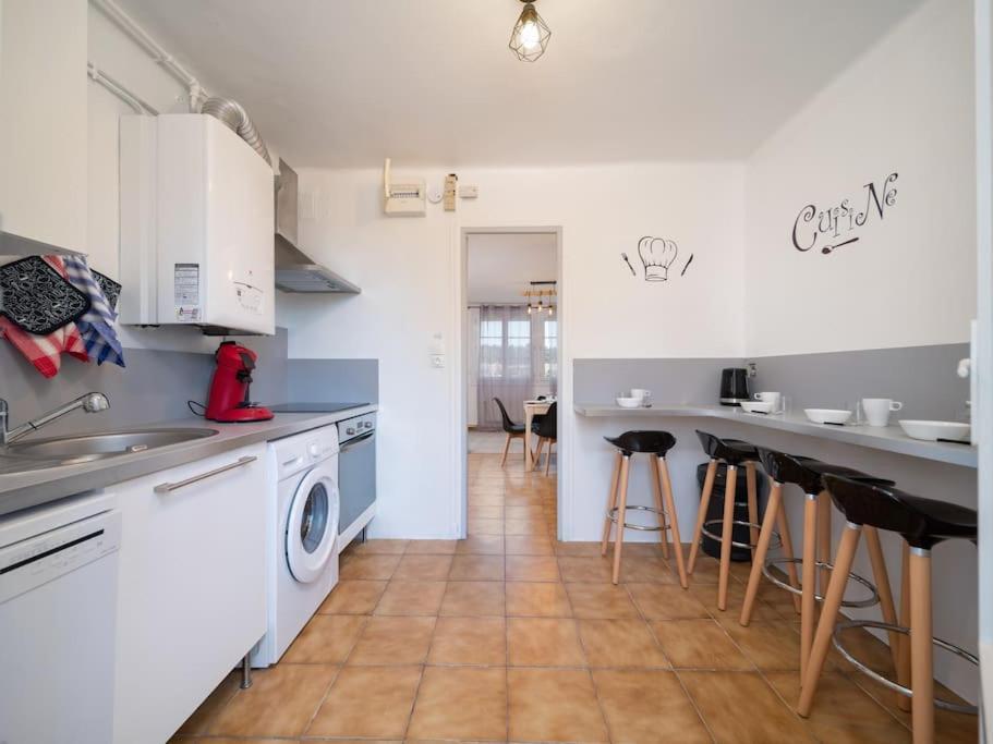 Appartement Tout Equipe Traversant 6 A 8 Couchages 마르세유 외부 사진